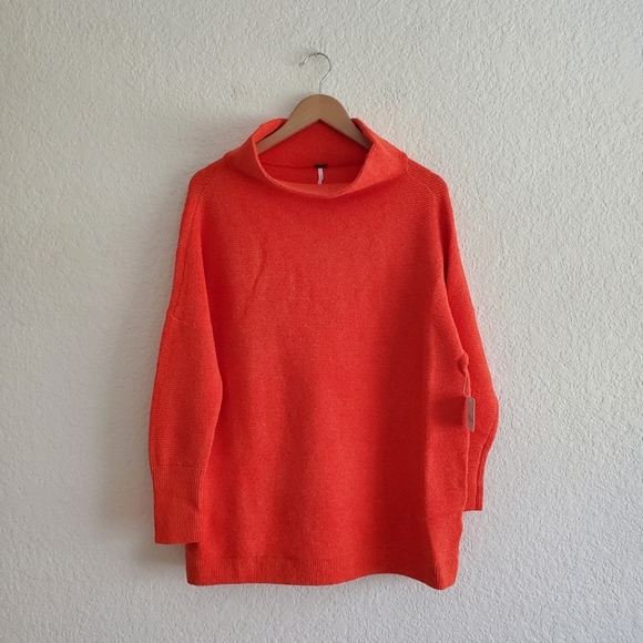 Free People * Ottoman Slouchy Tunic Sweater size XS Orange - Picture 11 of 12